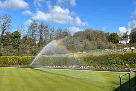 auto watering the green